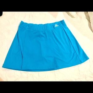 💙Adidas golf /tennis / pickleball size M 💙excellent condition!  ⛳️